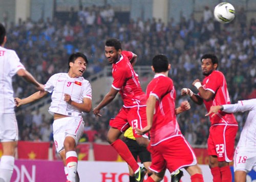 Tuyển Việt Nam thua sát nút UAE