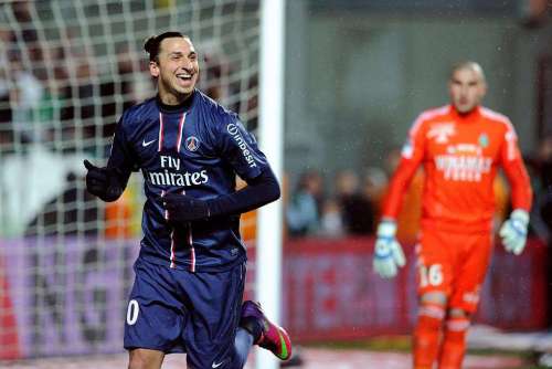 PSG thắng UEFA, Ibrahimovic tha hồ rửa hận đội bóng cũ Barca