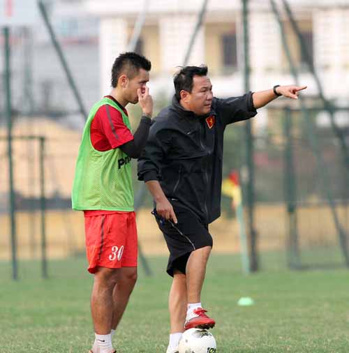 Đội tuyển Việt Nam: Vẫn thiếu người giữ cửa