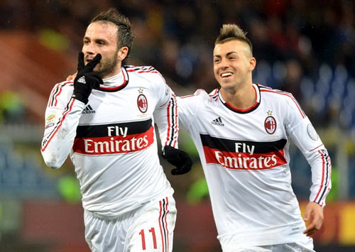 Với 6 bàn ghi được trong 4 trận ra sân ở Serie A trong năm 2013, Pazzini là chân sút có phong độ cao nhất của Milan giai đoạn này.