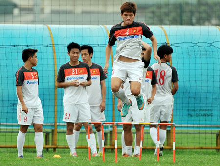 Việt Nam - Hong Kong: Đi tìm chiến thắng tại đất khách