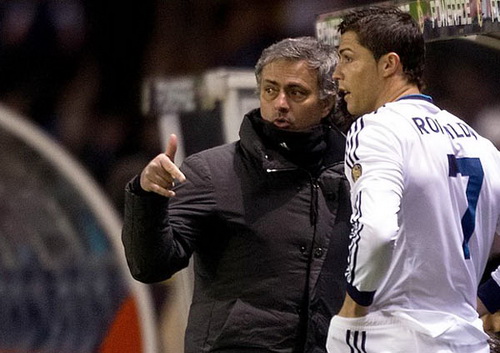 Jose Mourinho: Xua quân đến bờ vực để chiến thắng