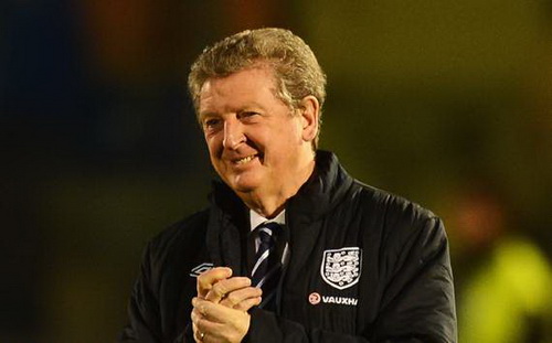 Tuyển Anh thắng siêu đậm, HLV Roy Hodgson lại đau đầu