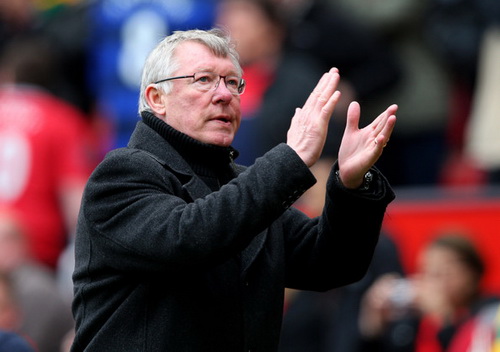 M.U mất điểm, Sir Alex phàn nàn trọng tài