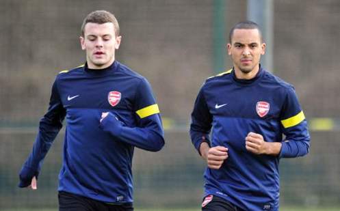 Chuyển động tại Arsenal: Wilshere và Walcott trở lại tập luyện