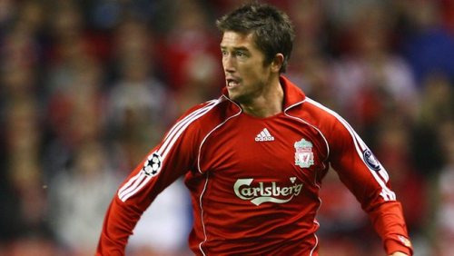 Cựu sao Liverpool sang Qatar chơi bóng