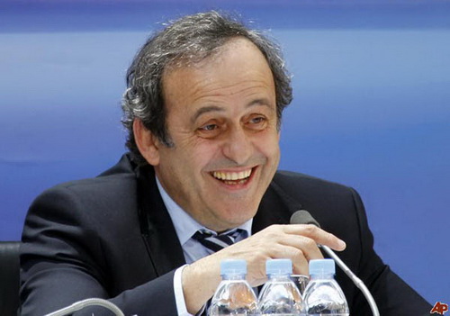 Kịch tính tại Champions League & Europa League: Chuyện Facebook, Like, UEFA & Michel Platini