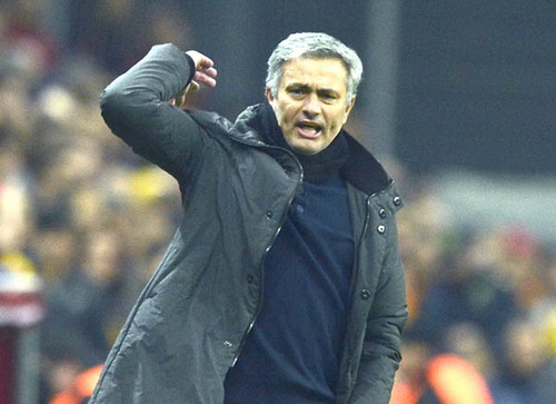 Real & Chelsea, những con rối của Mourinho