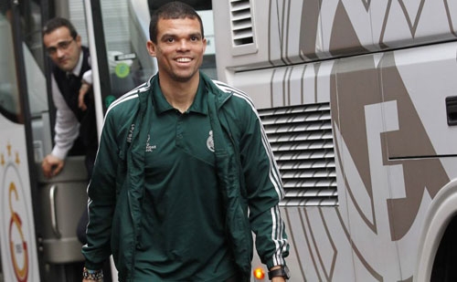 Man City tăng cường hàng thủ: Pepe có phải mảnh ghép hoàn hảo?