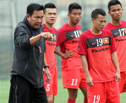 HLV Hoàng Văn Phúc quản quân kiểu lạt mềm buộc chặt