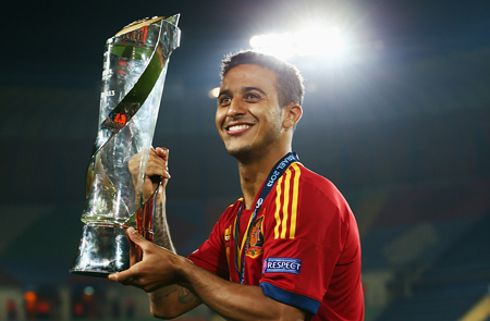 Thiago Alcantara: Muốn là số Một, hãy rời Barca