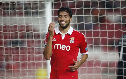 Manchester United quyết có Ezequiel Garay bằng mọi giá: Sẵn sàng trả 7 triệu euro/ năm