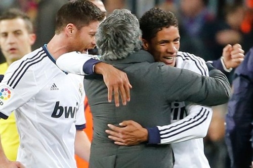 Mourinho nhắm trò cưng tại Real để thay David Luiz