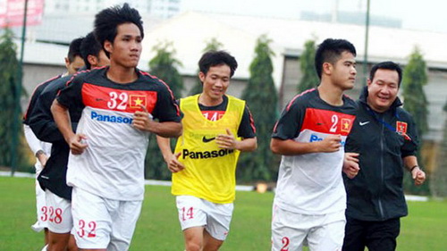 Danh sách ĐTQG: Tri ân hay nhầm chỗ?