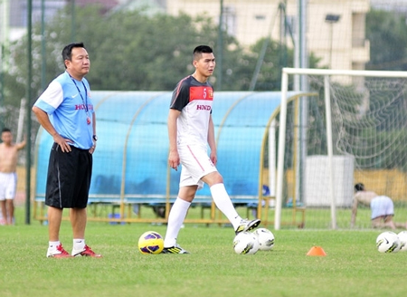 Trung vệ Michel Lê bất ngờ chia tay U23 Việt Nam