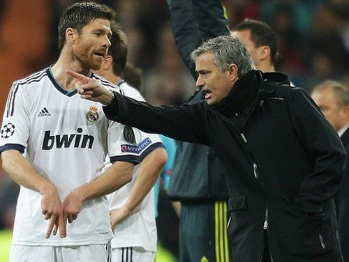 Mourinho lôi kéo ba cậu học trò cũ về Chelsea