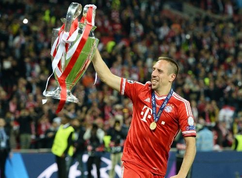 Lộ diện danh sách đề cử cầu thủ xuất sắc nhất châu Âu: Ribery có lợi thế?