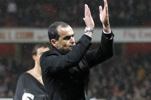 Vượt qua Chelsea, HLV Martinez ca ngợi các học trò