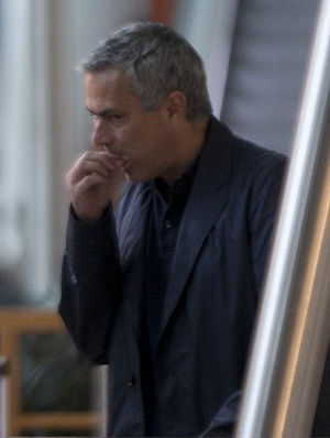 Tham ăn, Mourinho mất điểm trong mắt fan