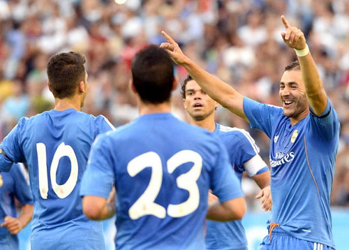 Real Madrid đánh bại PSG: Cây thông đã nở hoa