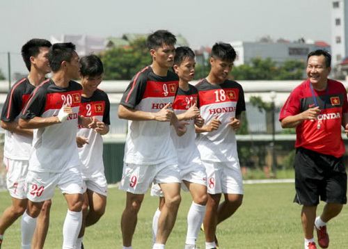 Đội tuyển Việt Nam sau ngày tập đầu tiên: HLV Hoàng Văn Phúc hài lòng