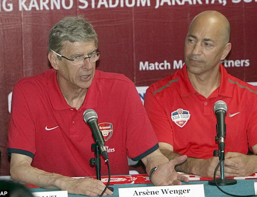 Arsene Wenger đàm phán hợp đồng mới với Arsenal: Năm thứ 18 có gì mới?