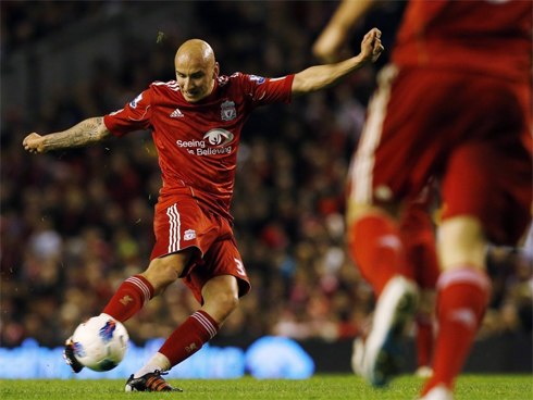 Liverpool bán truyền nhân của Steven Gerrard