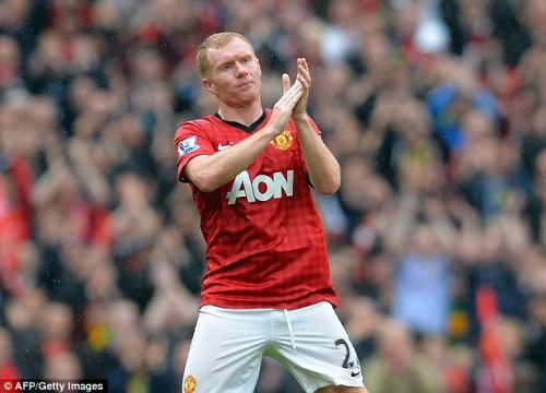 Paul Scholes đặt cược vào cặp trung vệ Jones-Rojo