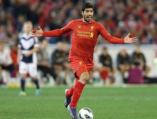 Suarez ra sân, Liverpool thắng trận thứ ba liên tiếp