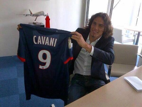 Cavani sẽ mặc áo số 9 ở PSG: Số 9 lấy chỗ số 10?