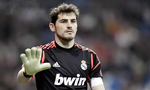 Mou, Carletto và sự khác biệt Casillas