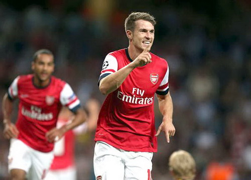 Arsenal lọt vào vòng bảng Champions League: Niềm cảm hứng Ramsey
