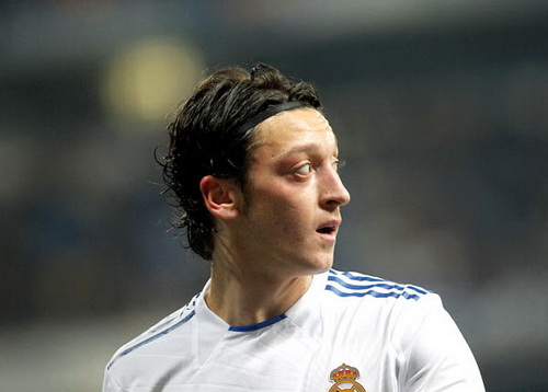 Mesut Oezil, đừng sợ!