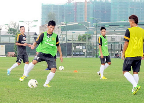 ĐT U23 Việt Nam tập trung với 9 cầu thủ: Rèn thể lực là chính