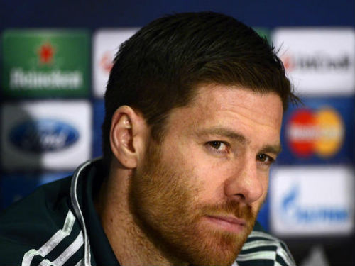 Tại sao Xabi Alonso chưa muốn gia hạn hợp đồng với Real?