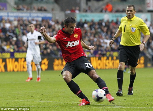 David Moyes doạ các đối thủ: Van Persie sẽ còn khủng khiếp hơn nữa!