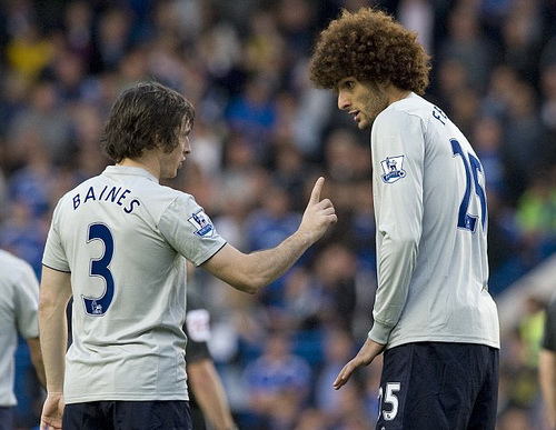 Baines và Fellaini đang lung lay trước sự mời mọc của Man Utd