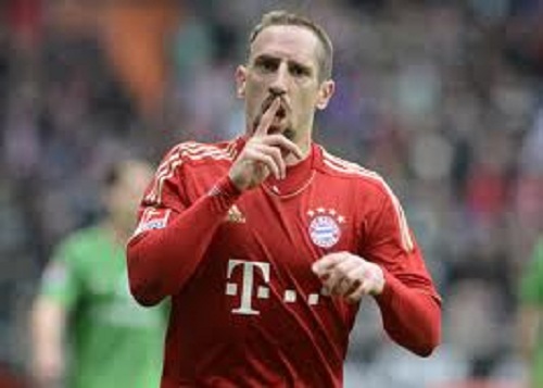 Frank Ribery tặng Siêu cúp châu Âu cho Pep