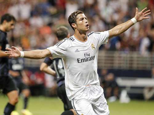 Ronaldo bắt nhịp nhanh bất ngờ với chiến thuật của Ancelotti