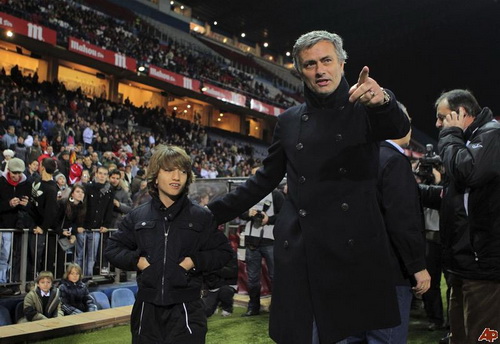 Mourinho được các Madridista kêu gọi trở lại