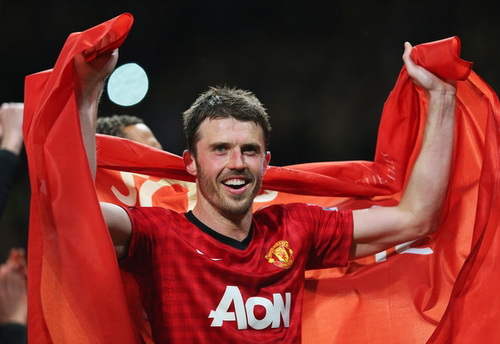 Sốc: M.U có thể mất trắng chủ lực Michael Carrick