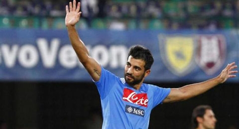 Albiol: Real đấu đá trong phong thay đồ