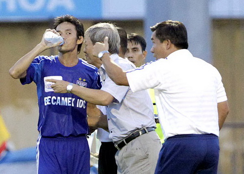 B.Bình Dương: Tướng mới chưa thấy, quân đã đầy