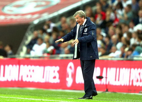 Thay Welbeck bằng Milner: Hodgson quá thiếu tham vọng