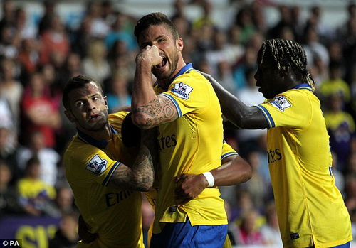 Ramsey rực sáng, Arsenal rời Liberty với 3 điểm trọn vẹn