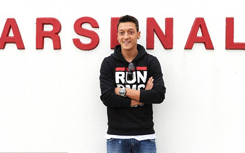 Huyền thoại Zidane: Ozil là kẻ nhút nhát