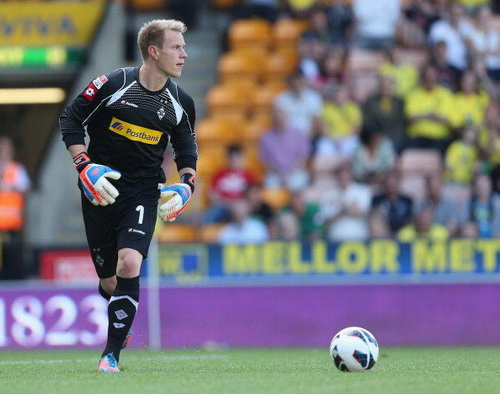 Barca đã có người thay thế Valdes