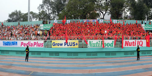 Phản ứng trái chiều với trận thua đậm của U19 VN