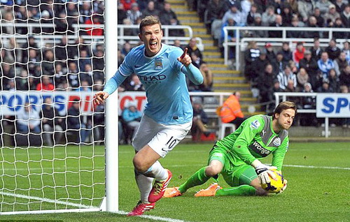 Edin Dzeko: Diễn viên phụ xuất sắc