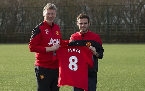 Không phải số 7, Juan Mata chính thức chọn áo số 8 ở Man United